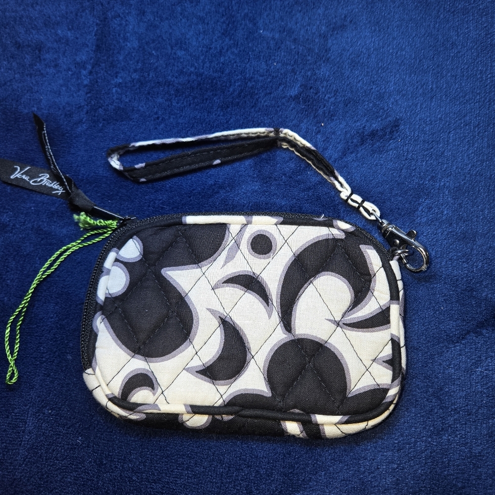 Vera Bradley Small Zippered Pouch Detatchable Strap Retired Night And Day Patter